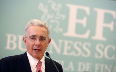 Expresidente Álvaro Uribe se reúne con Gustavo Petro y plantean 'canal de diálogo'
