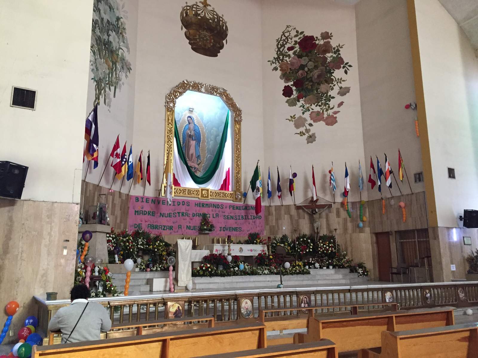 1531 Aparece la Virgen de Guadalupe ante Juan Diego, según la tradición católica