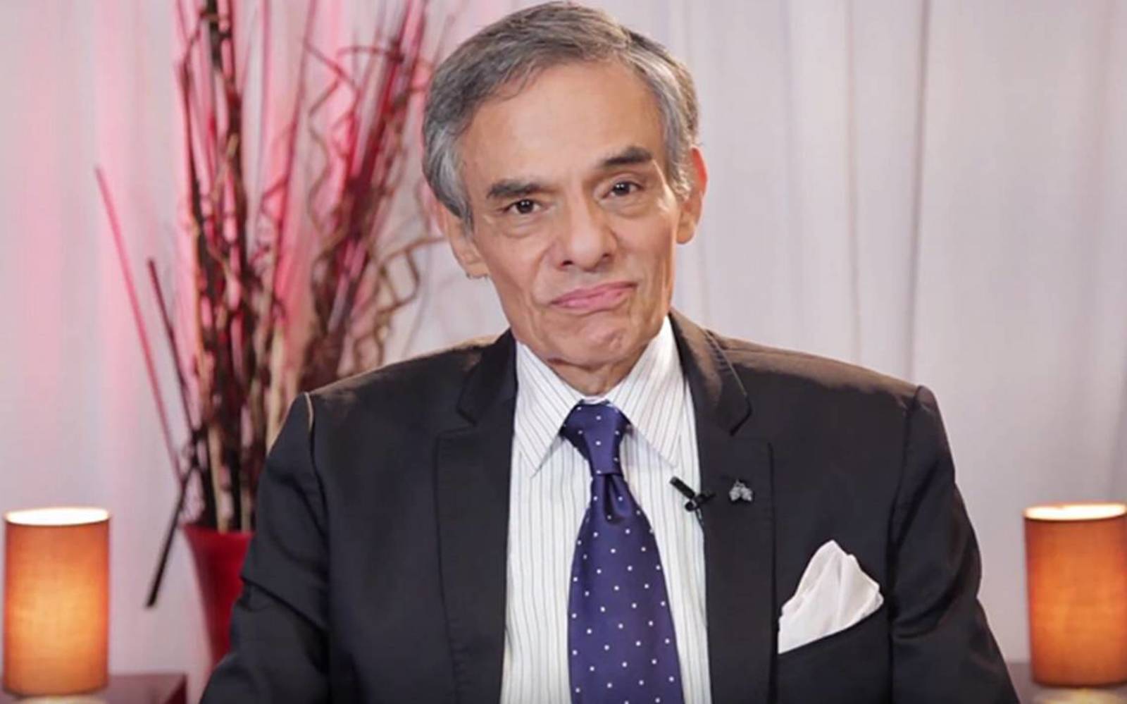 José José espera reaparecer en 2019