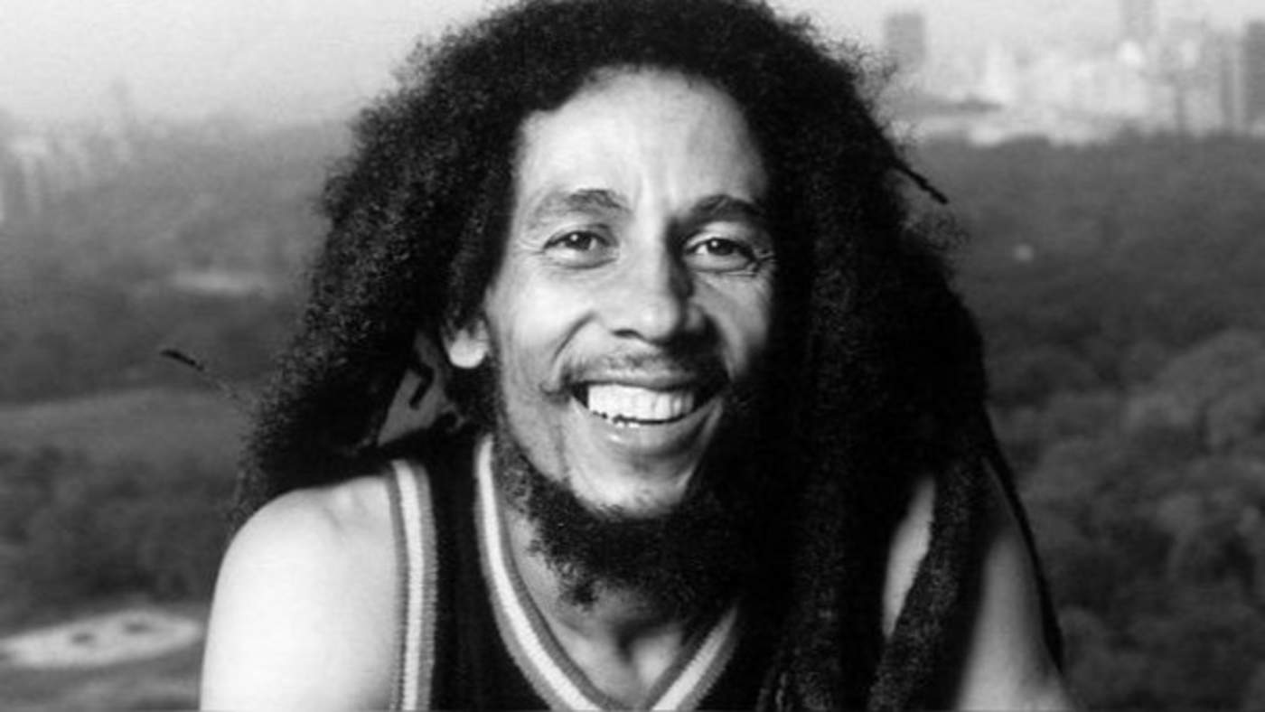 1945 Llega al mundo Bob Marley, reconocido y respetado intérprete de reggae