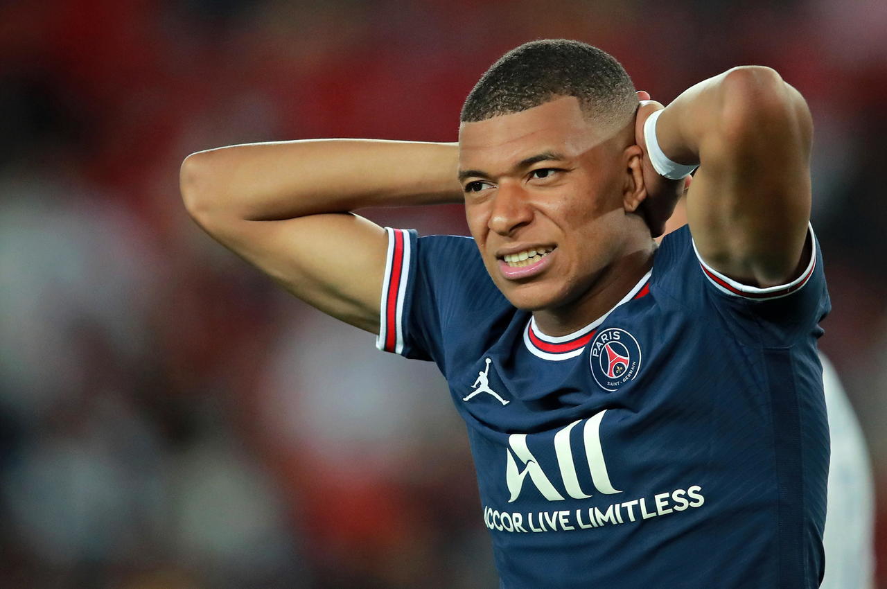 Mbappé rechazó salario igual al de Messi