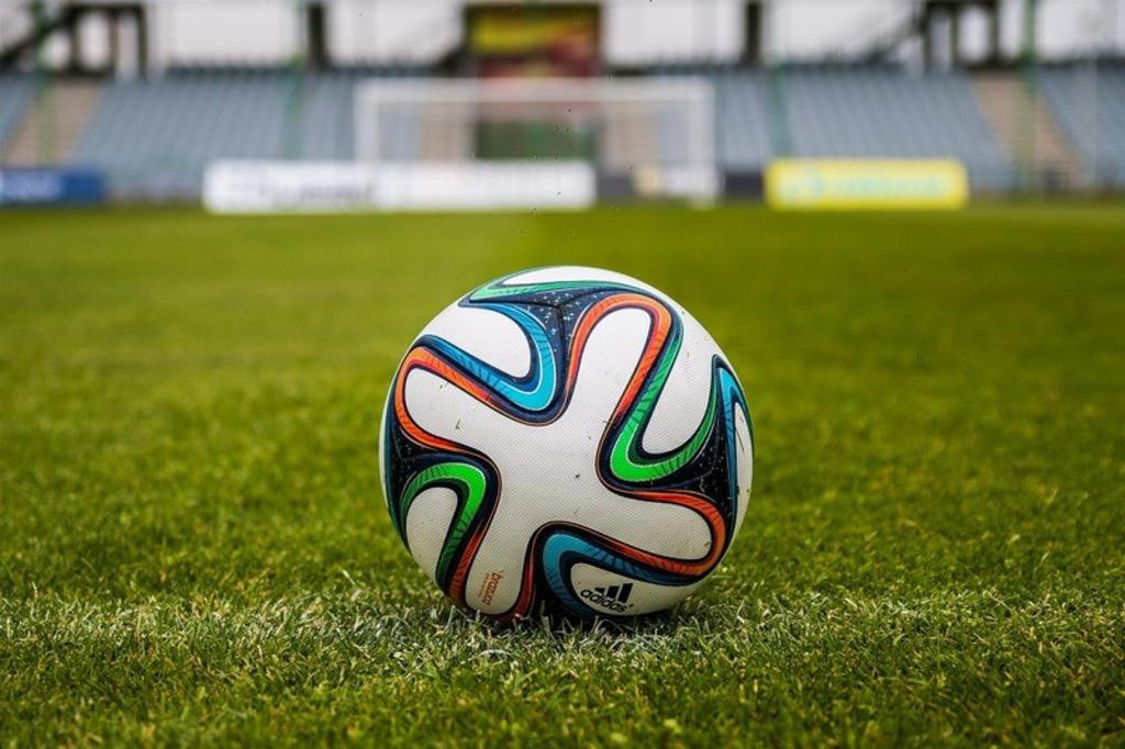 Los tres equipos que parten como candidatos para ganar La Liga - Vimarsana News