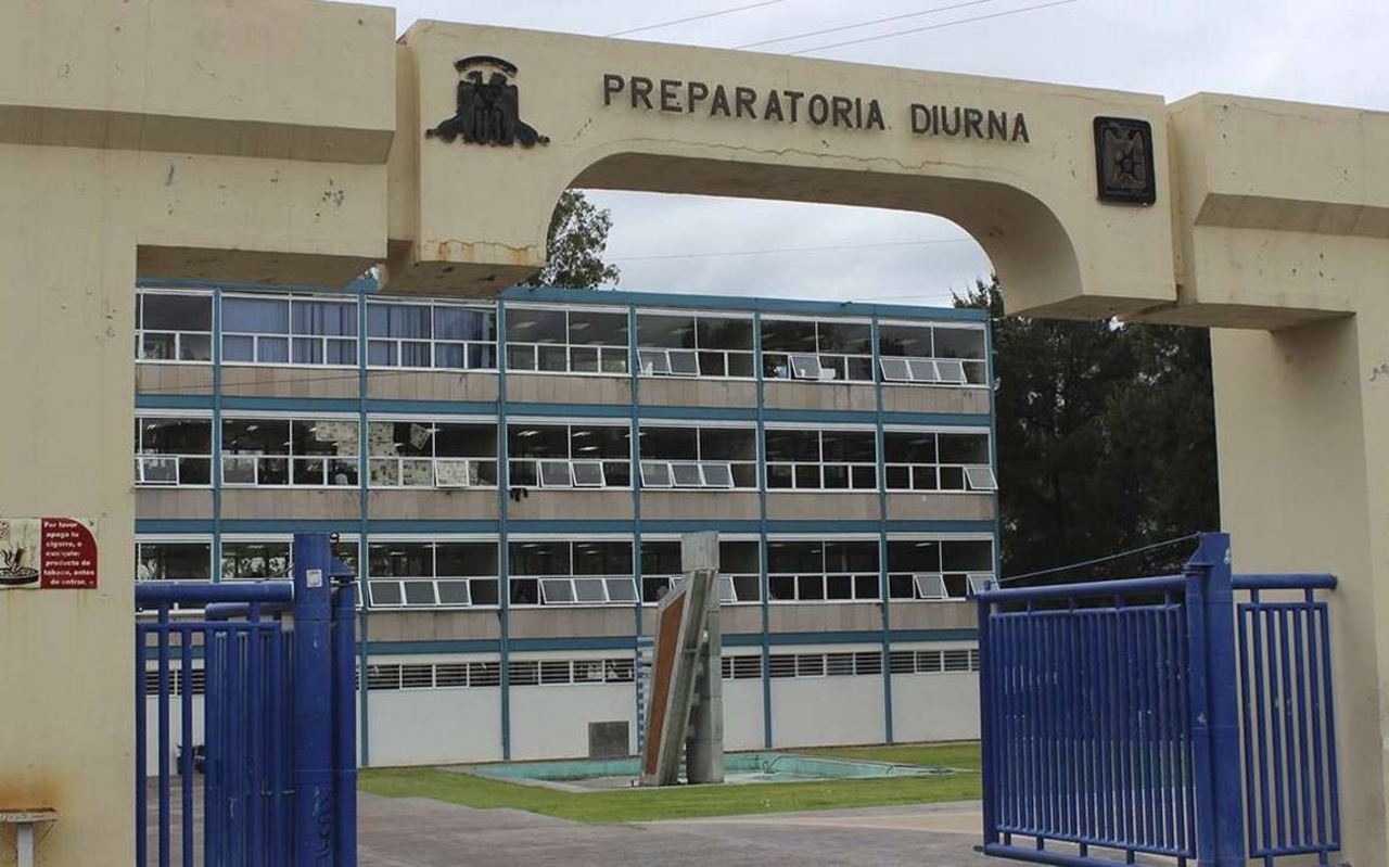 Alumnos de la Diurna sin conocer su escuela - Vimarsana News