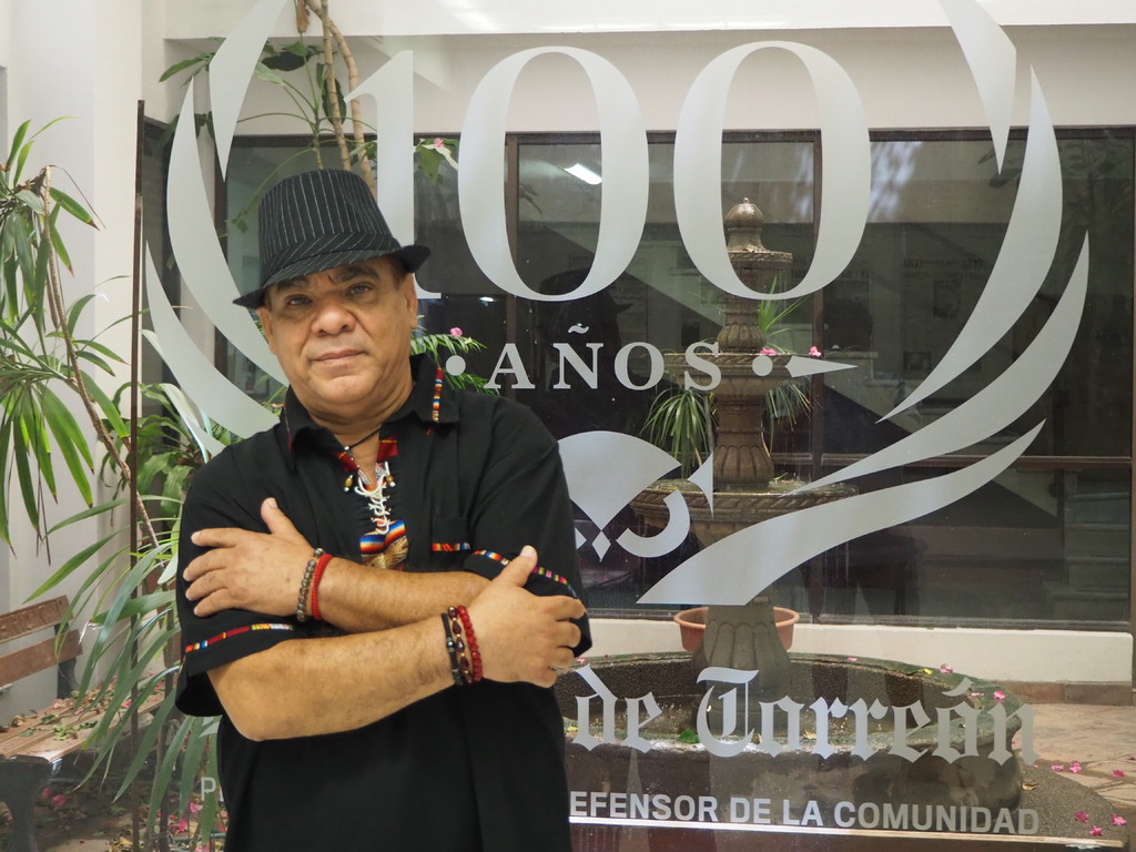 'Juan Gabriel está vivo', dice Juan Daniel - Vimarsana News