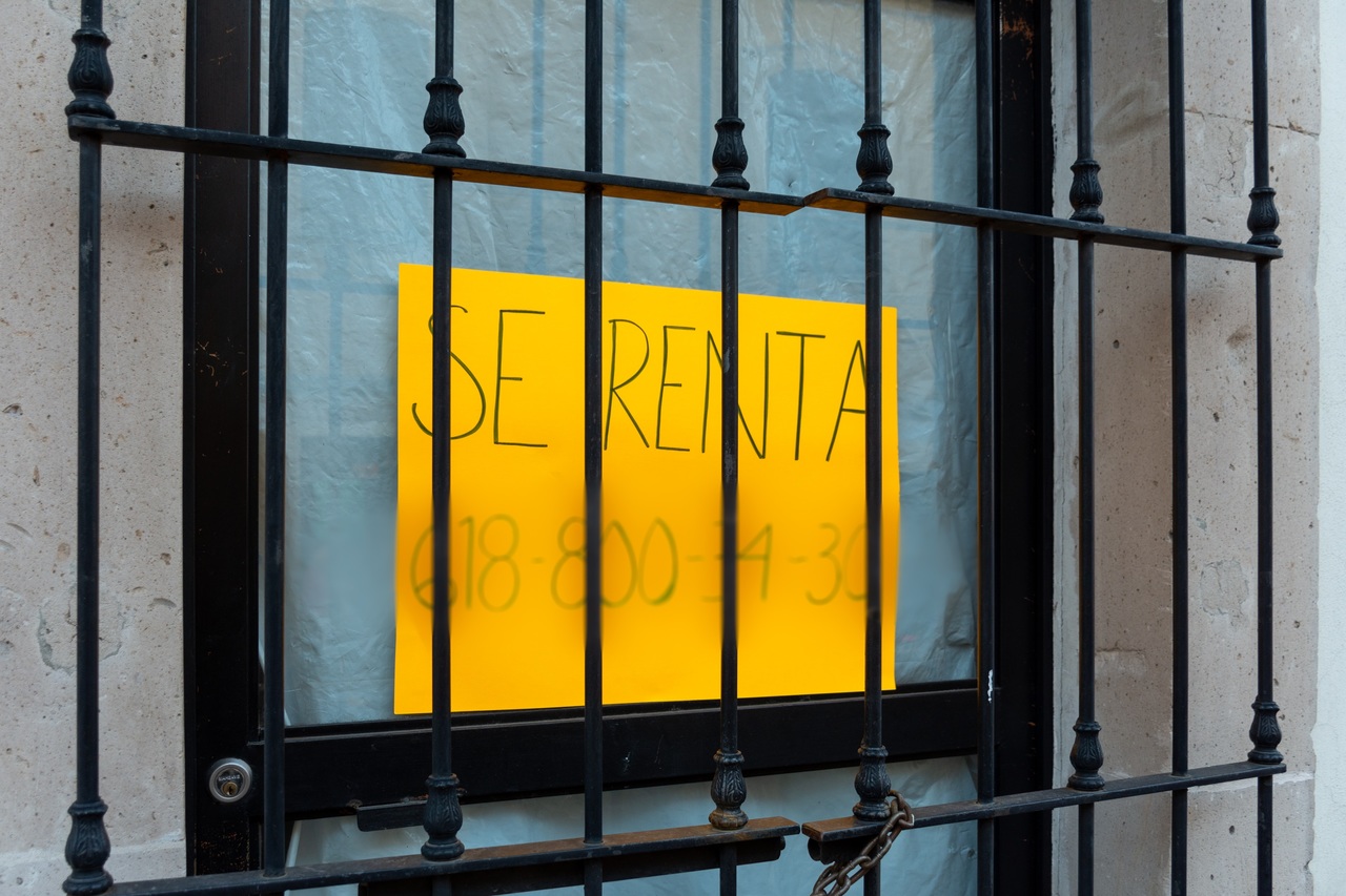 Rentan casa porque no pueden comprar - Vimarsana News