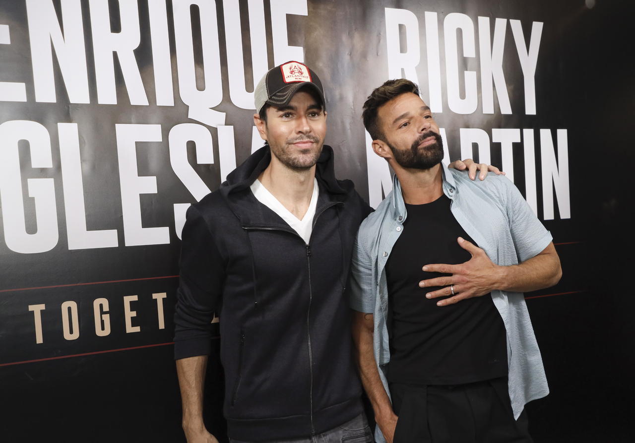 Enrique Iglesias rompe su propio récord luego de inaugurar gira junto a Ricky Martin - Vimarsana News