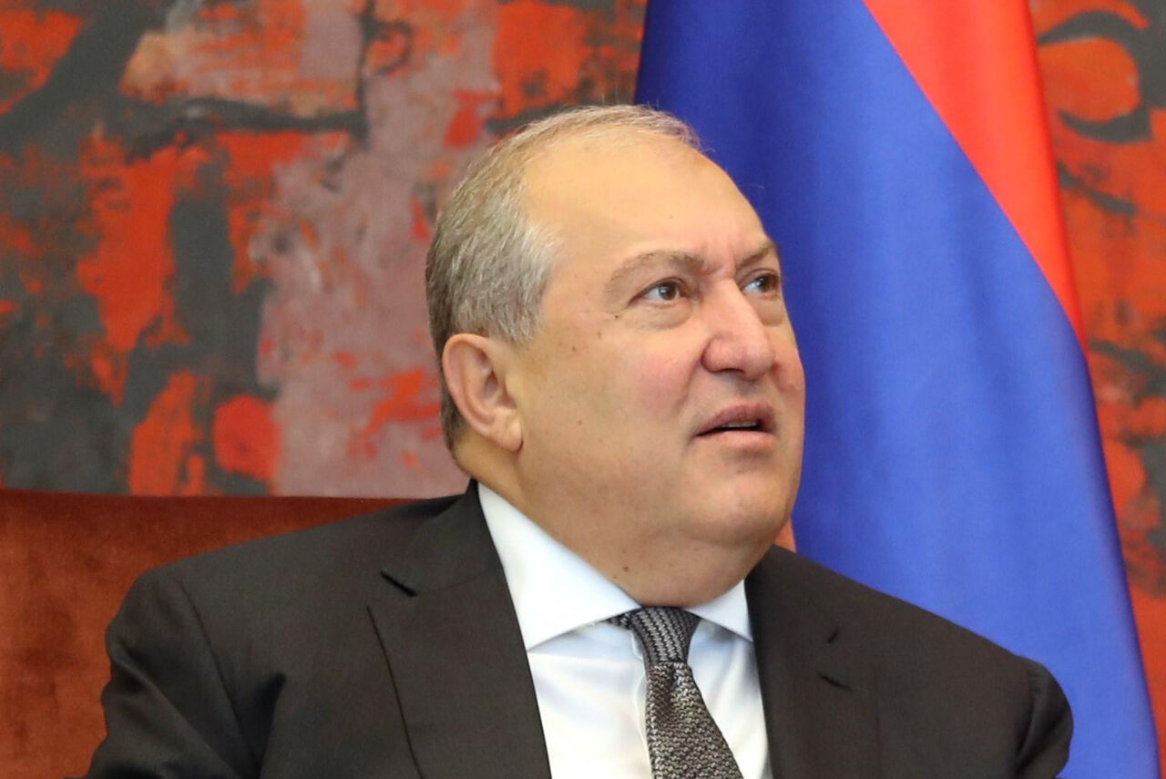 Armen Sarkisián, presidente de Armenia, dimite al cargo