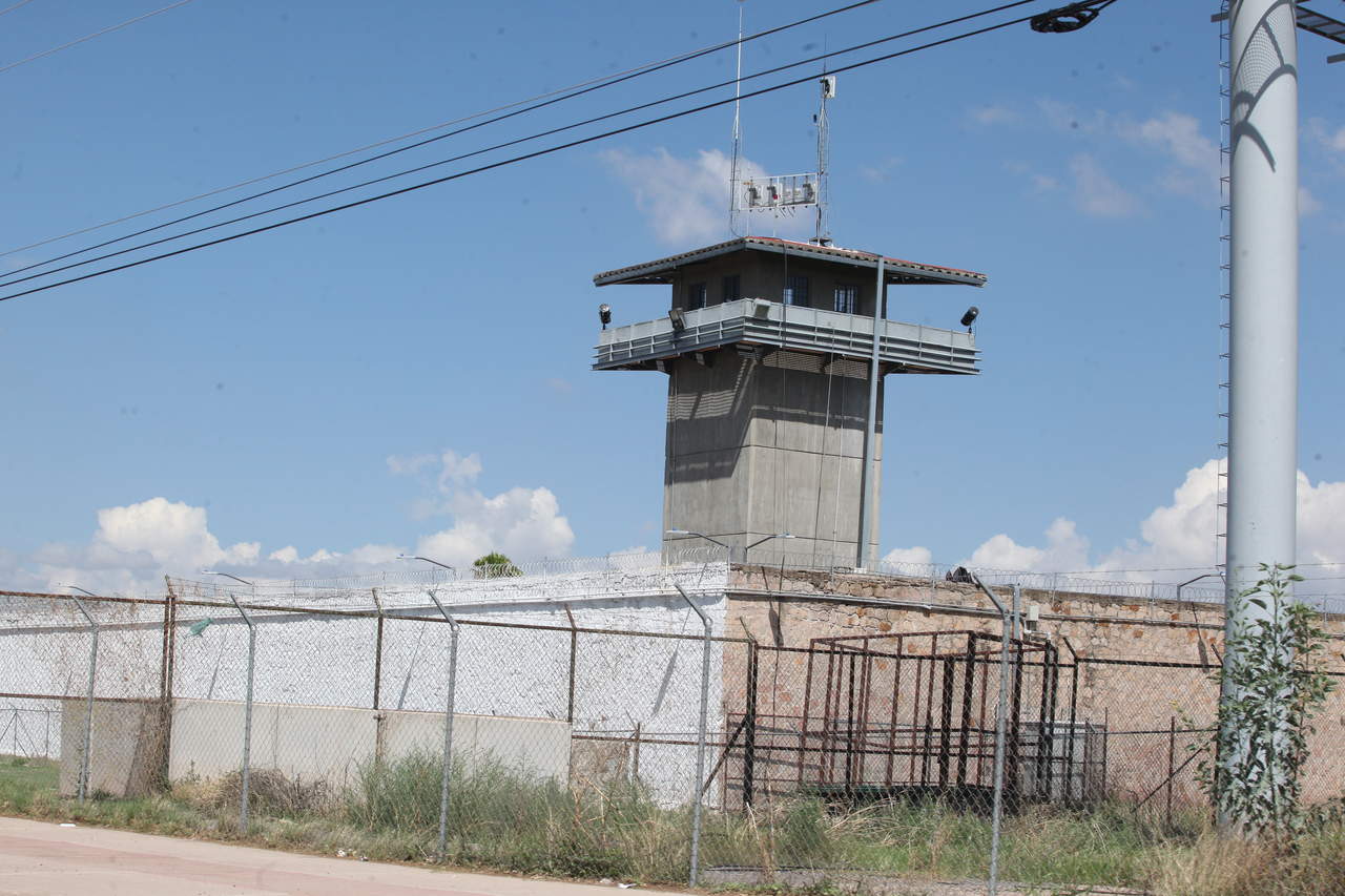 Siguen sobrepoblados centros penitenciarios de Durango: CNDH