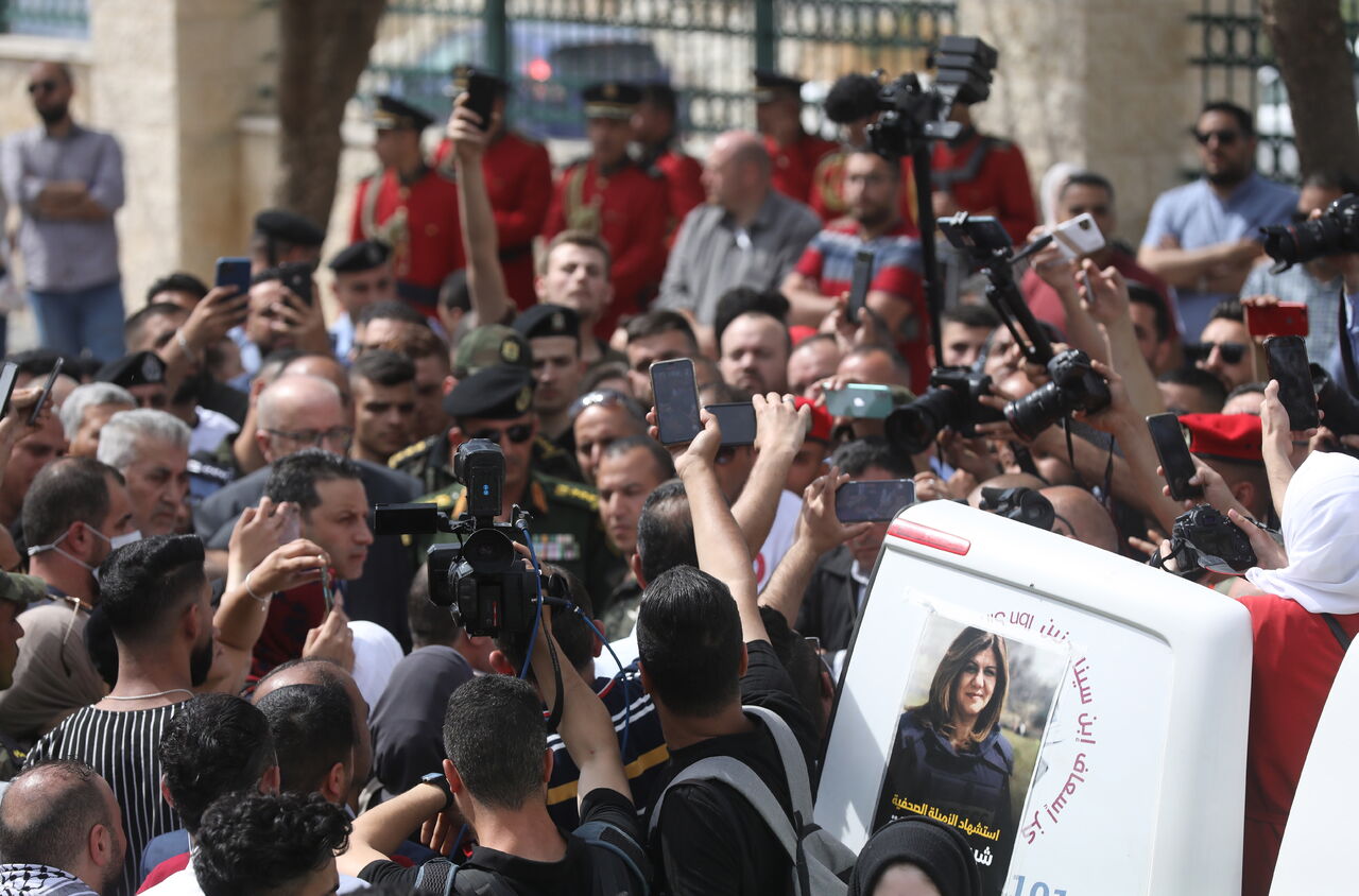 UE condena asesinato de periodista palestina y solicita abrir investigación