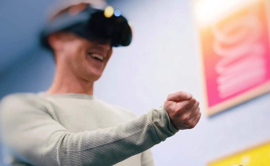 Mark Zuckerberg muestra el Proyecto Cambria, sus gafas de VR