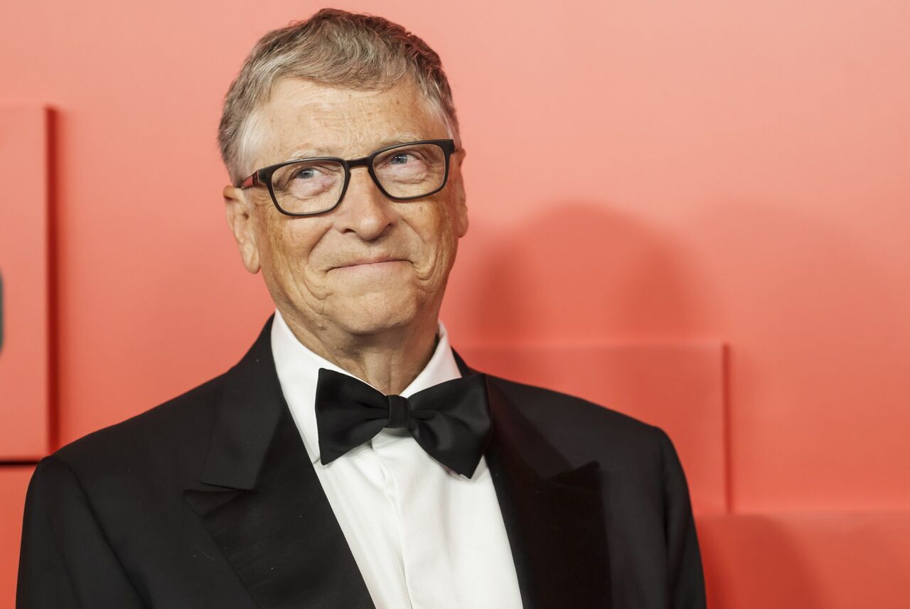 'Los NFT están basados en la teoría del tonto mayor', dice Bill Gates 